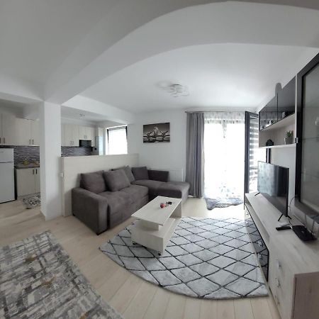 Valcom Residents Coresi 2 Camere Брашов Екстериор снимка